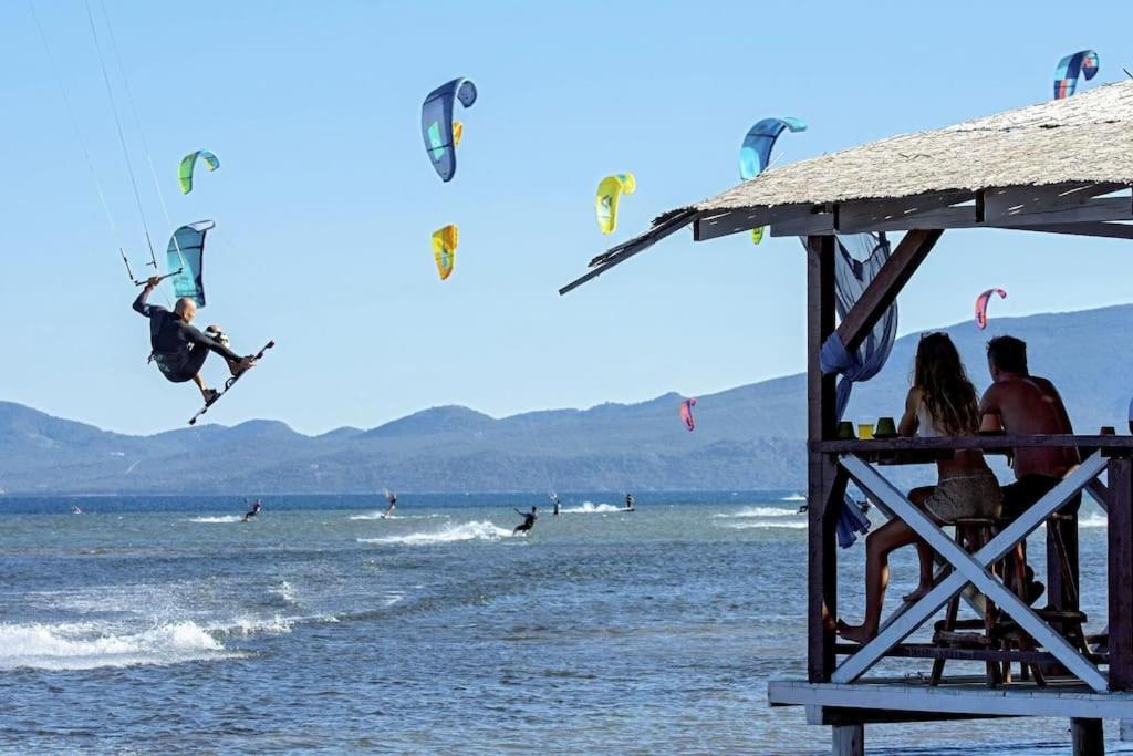 New Modern Accommodation In City Metkovic Bagian luar foto