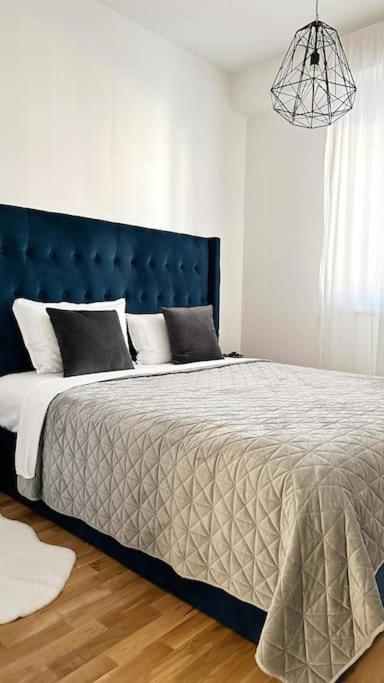 New Modern Accommodation In City Metkovic Bagian luar foto